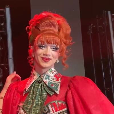 hunniqwq's profile picture. okay im done with real life it's twitter time,,