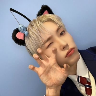 rano_zip's profile picture. fancafe & weverse archive for #ELAST's leader #RANO #라노 🦕