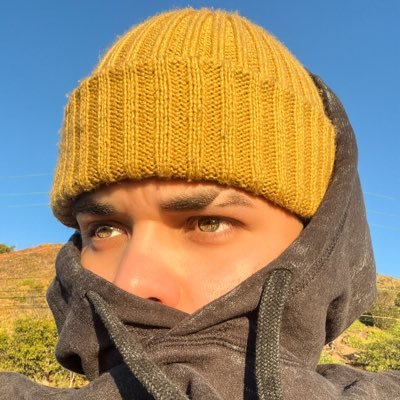 BetaBoletaa's profile picture. Caracas is Caracas, and the rest is just wilderness and snakes.