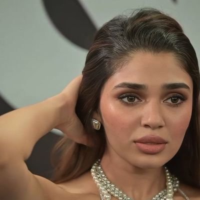 Picha_lyt's profile picture. 