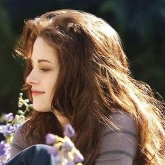 itskenzieque's profile picture. find me on instagram: https://t.co/SqfFkiyqaP
all of my official socials are linked below