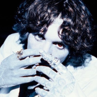 hospitalforsyko's profile picture. ₊ ⊹ ࿔ 𝐛𝐫𝐨𝐤𝐞𝐧 𝐩𝐞𝐨𝐩𝐥𝐞 𝐟𝐢𝐱 𝐛𝐫𝐨𝐤𝐞𝐧 𝐩𝐞𝐨𝐩𝐥𝐞 ⋆˙⟡ 𝐡𝐨𝐬𝐩𝐢𝐭𝐚𝐥 𝐟𝐨𝐫 𝐬𝐨𝐮𝐥𝐬 // 𝐨𝐥𝐢 𝐬𝐲𝐤𝐞𝐬 ᯓ ₊˚⊹ #bmthtwt //𝟏𝟗// @lelesyko