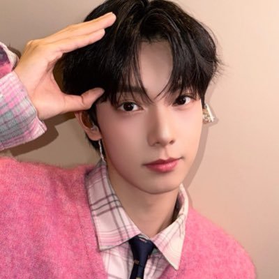 bbu_2ri's profile picture. #최립우 아기 토끼 키우는 중 ₍ᐢ.ˬ.ᐡ₎ 🥕