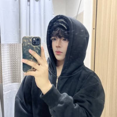 j1w00h's profile picture. 