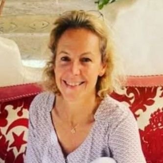 ValSasportas's profile picture. Journaliste. Voyage, art et culture. Le monde comme il va. Chef de service au pôle Voyage du Figaro. 
Instagram @valeriesasportas