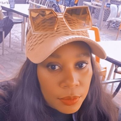 UwaezuokeIjeoma's profile picture. LIFE IS NOT ABOUT CONTAINER BUT CONTENT. (ADA Nnewi) Motivated Obidient Arsenal fan