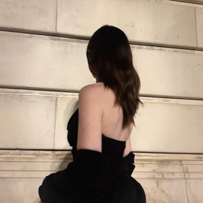 anaisummers's profile picture. 