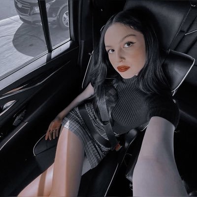 — 𝓵𝒾𝓋 Profile