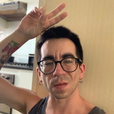 dalexmorci's profile picture. Fans de @Epica, me gustan mucho las plantas y tengo 34 fríos inviernos🌧️. (👨🏻‍❤️‍👨🏽)