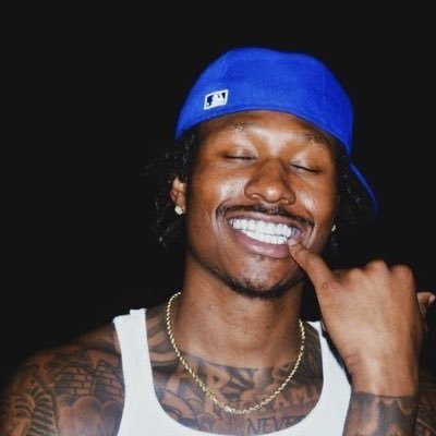 stfu_duke's profile picture. ww??❤️💙