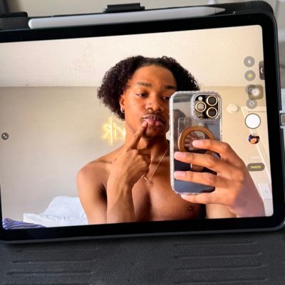 GerikLatrevean's profile picture. solo shit