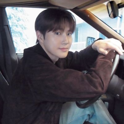 junmyeocean's profile picture. 