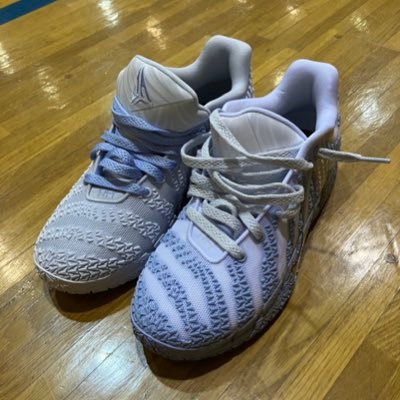 BB5Shin's profile picture. バスケなどのスポーツを中心に、個人的に日々思うことを発信中。/バスケ/NBA/Bリーグ/身体操作/トレーニング/フィットネス/栄養/健康/バッシュ/身長168cm/体重60kg/靴のサイズ：24.5〜25.0cm、US6.5〜7、EUR38〜39/エジプト型/1985年生
