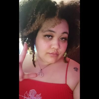shimmertrapambr's profile picture. BBW FINDOMME 👑 size 9.5 🦶🏼

    ✨️I was born to get exactly what I want✨️   🐽  i hate cops and love glitter🐽

👑I'll rule your mind and your wallet🤑💰🫴🏽