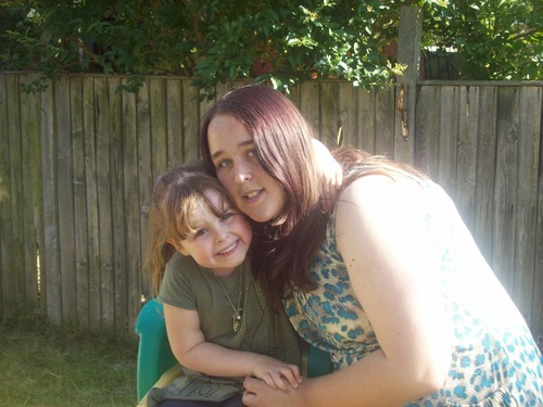 hi im abbi i am fans of selena gomez zayndaya bella thorn and lodes more and if u follow me ill follow u back