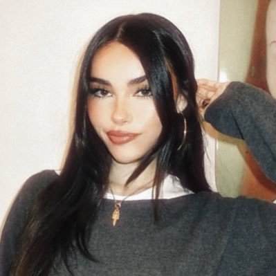 evergreenexile's profile picture. spicy pisces • 26 • ‘06 swiftie • cat mom • multistan ⋆˙⟡