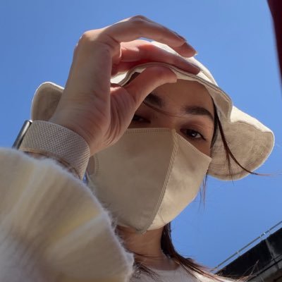 charhappiness's profile picture. @itscharlotty is so annoying. i love nawat