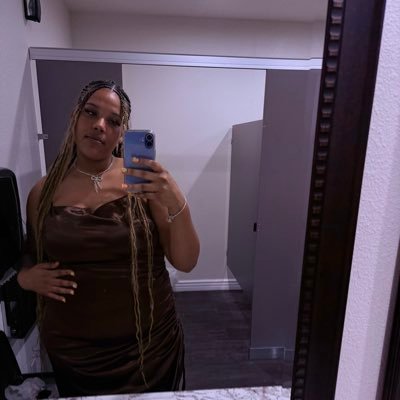 caaaicaaaii's profile picture. new page 😕 csu alumna ❤️