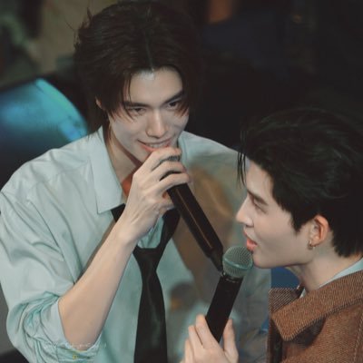 typingnoted's profile picture. Jangan tanya bias aku siapa