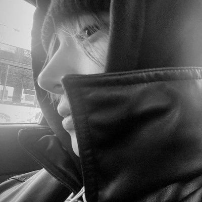 Endivens's profile picture. 8teen, ub please terima AKU O_____O