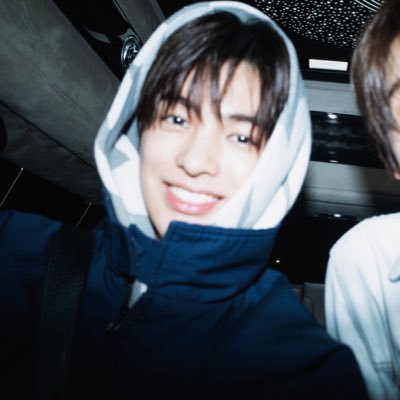 queerinism's profile picture. I Wish I Was Stephen Malkmus