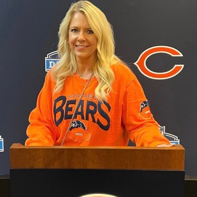 poppiesandcocoa's profile picture. Chicago Bears. Loyalty over noise. Essays on fandom & endurance.                                        ✍️ For The Love of the Bears