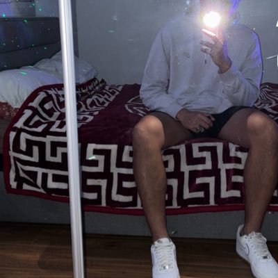 Poly_Thugg's profile picture. 🔥BI . MASC. POLY. VERSE🔥OF CONTENT COMING SOON😈😎 Snapchat - 👻x_jordan28 (DMS OPEN)