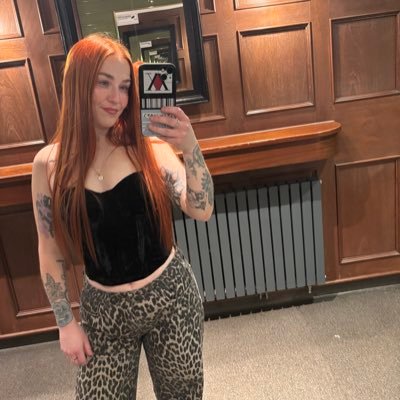 _natashdavis's profile picture. 30 | milton keynes