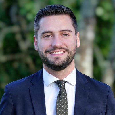 JeromePescina's profile picture. Maire de Martignas-sur-Jalle #VilleCitoyenne, plus jeune Maire de #Gironde, Conseiller métropolitain délégué au Parc des Jalles de @BxMetro