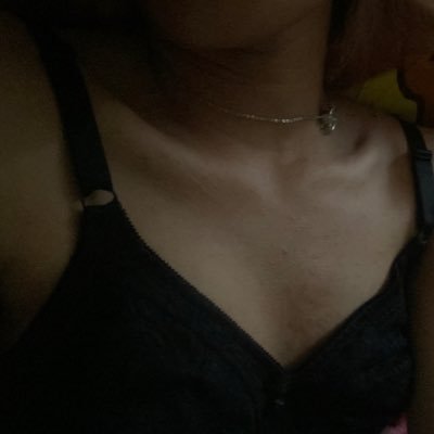 rinrina404's profile picture. 