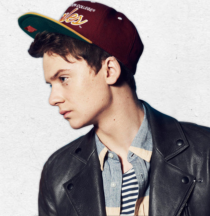 Here for the sexy beast that is Conor Maynard. Ask us for a follow back :)