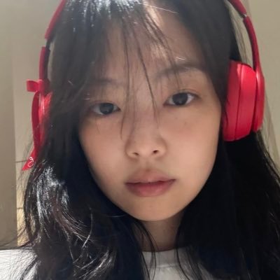 lattephilic's profile picture. stop yourself from forcing a piece that’s not meant to be in your puzzle