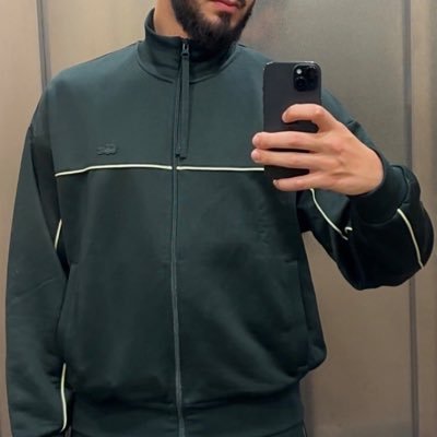 Enayar782's profile picture. 