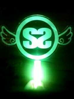 SS501를 사랑하는 팬분들을 위해 만들어진 봇입니다. SS501과 트리플에 대한 여러가지 이야기를 접하는 봇입니다. 기사 스케줄 사진 이벤트등 다양한 정보도 알려드리고 있으니 신선한 정보들은 맨션 날려주세요. ★유저2명★