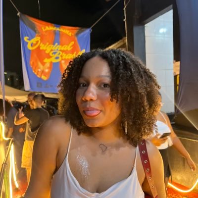 lulusemfiltro_'s profile picture. pensamentos intrusivos