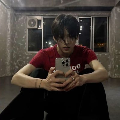 Choopprr's profile picture. Hardworker; (03.00, PM) study's—gentility • Eternal &. A, chance.“ RABRAW 26. #studytwt