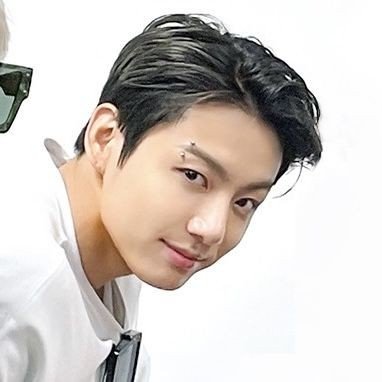 galaxksj's profile picture. dedicated to my seven boys : @방탄소년단 💜