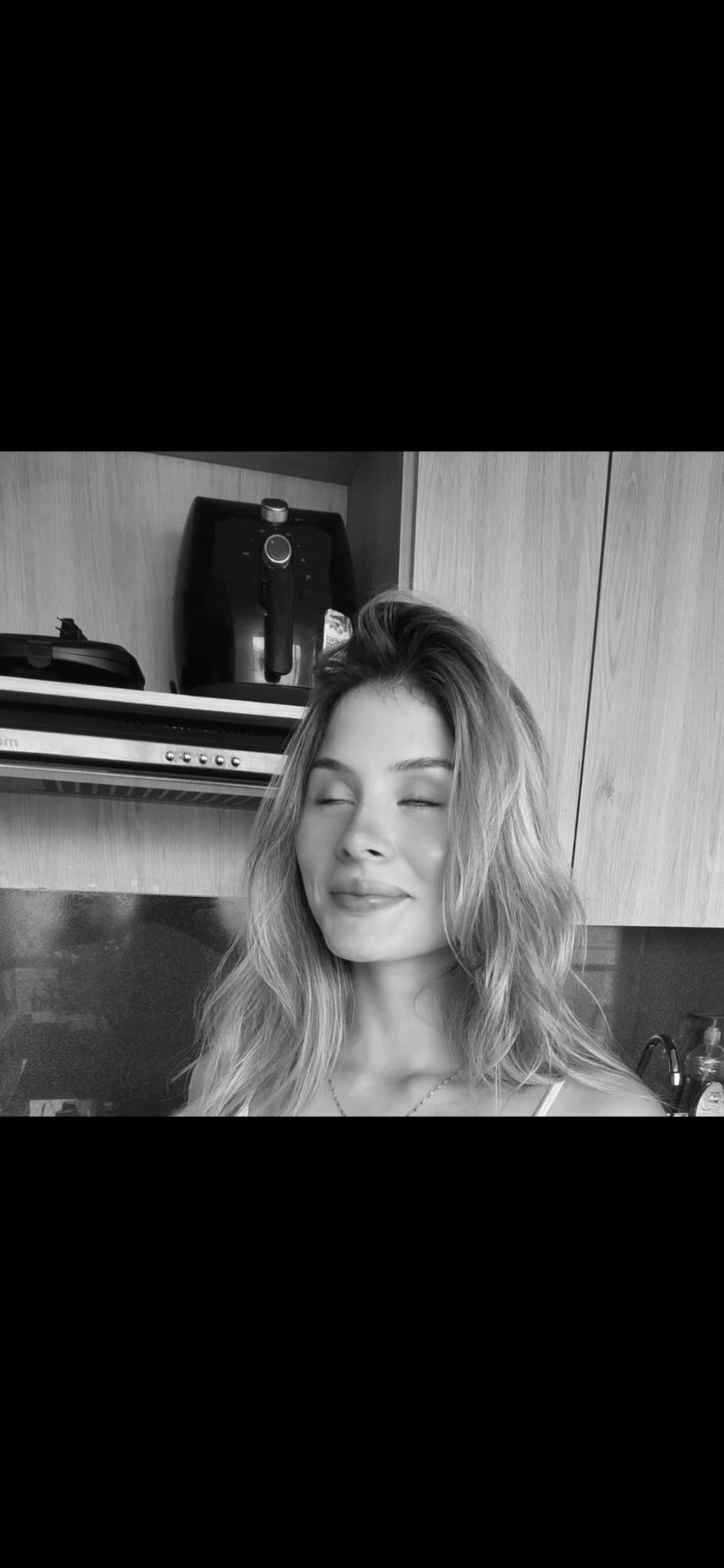 FeBrenda99009's profile picture. you found me   @sexsexyougood now stay for the vibe 💫