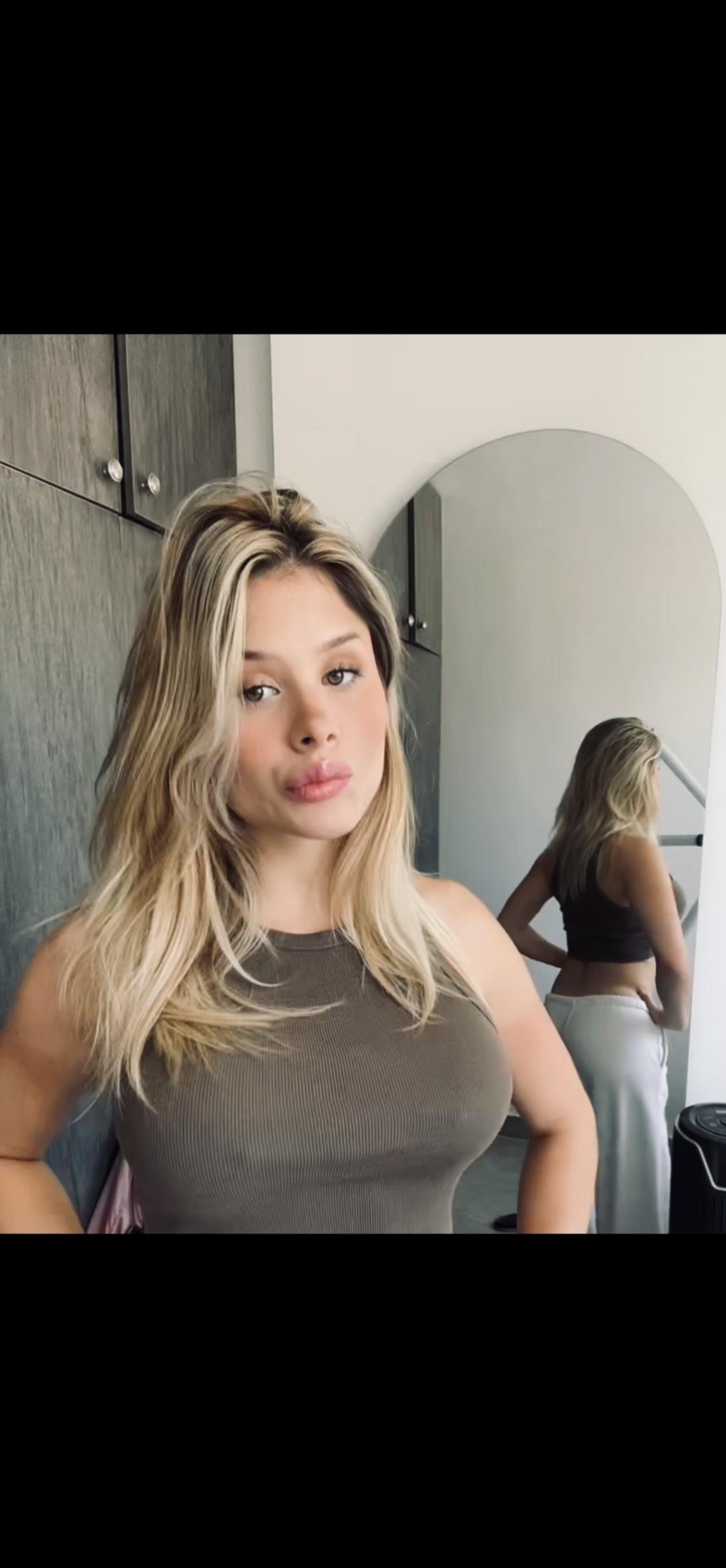 Hildegarde23943's profile picture. 💋 patience is my favorite flex ☕   @sexsexyougood