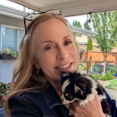 AshleyRod120's profile picture. Trying to live simply and show up kindly. patriot 🇺🇸