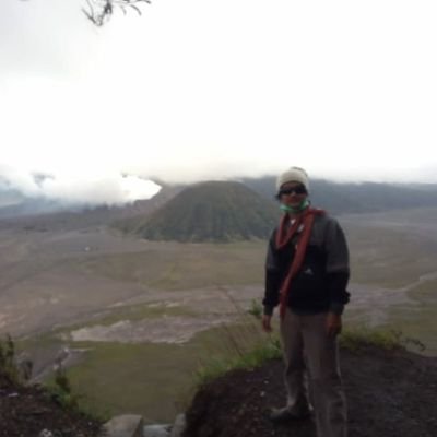 Adipuyr's profile picture. 