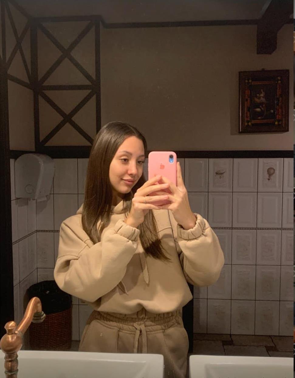 STommye68564's profile picture. 💋💋💋 come see the calm glow ✨   @sexsexyougood