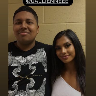 oteydarryl's profile picture. 