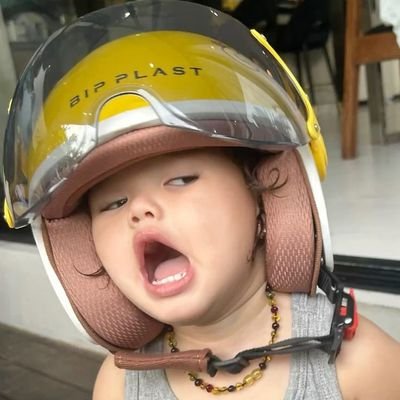 ciembull's profile picture. jangan mampir, bukan rest area🧟‍♀️