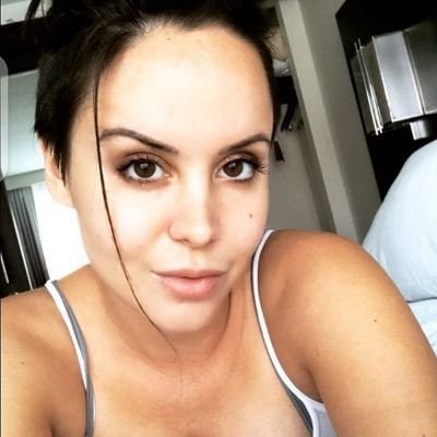 Alice6755191330's profile picture. 💚👋 God. Bless Everyone 🙏😍