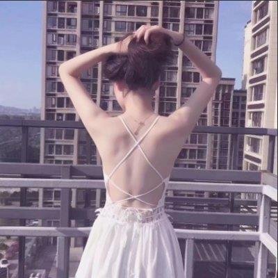 49zNdQoZfe5c51N's profile picture. Why don't guys ever DM me? 🥺