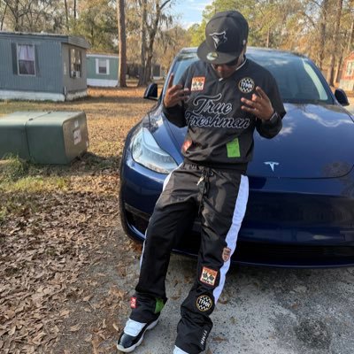 MbSmucci's profile picture. Get Paid not Played💲
