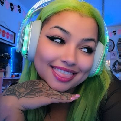 KandyB_TV's profile picture. 
