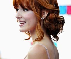 Hey ! This is a official twitter of Thailand Bellarinas Go Bella :D I follow all of bellarinas Just ask #MuchLove @bellathorne FOLLOWED ME !!!