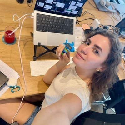 LAlbicodes80092's profile picture. investing, financeA professional crypto currency trader 💯💓